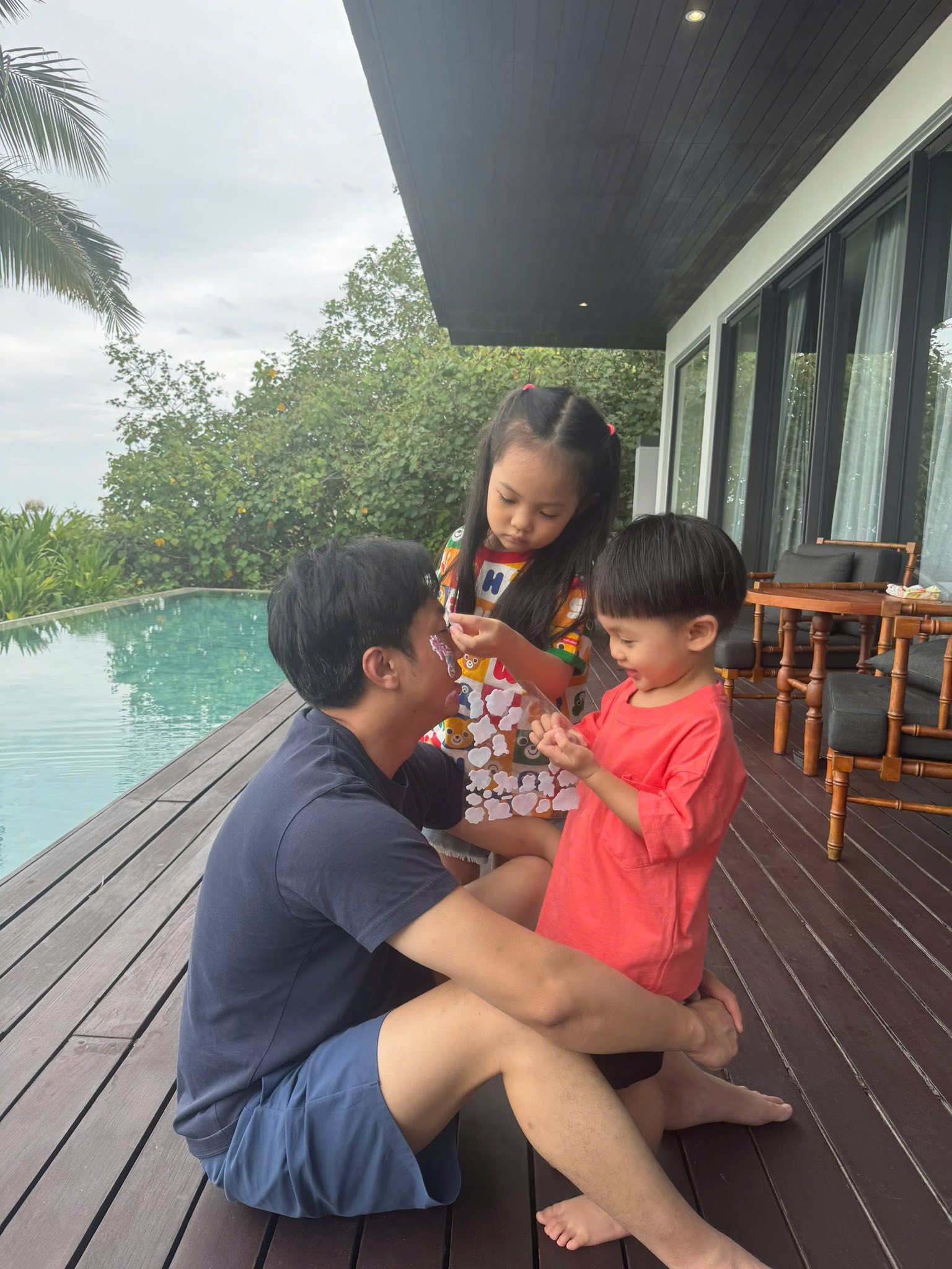 Đưa con đi nghỉ dưỡng, Cường Đô La tiết lộ chuyện dở khóc dở cười- Ảnh 1. Đưa truc tiep bong da c1 đi nghỉ dưỡng, Cường Đô La tiết lộ chuyện dở khóc dở cười- Ảnh 1.