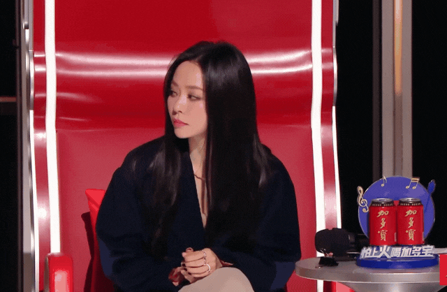 2 tháng Phương Mỹ Chi gây sốt tại show Trung Quốc: Liên tục nghi bị chèn ép và cái kết gây bức xúc!- Ảnh 13. 2 tháng Phương Mỹ lich tuong thuat truc tiep bong da hom nay gây sốt tại show Trung Quốc: Liên tục nghi bị chèn ép và cái kết gây bức xúc!- Ảnh 13.