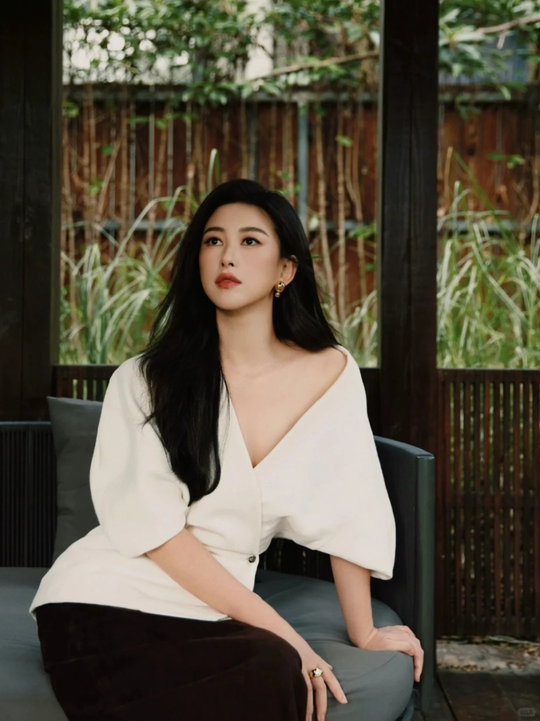 Ái nữ "hồng tam đại" đình đám Cbiz: Xuất thân trâm anh, từng hẹn hò "Tổng tài Ferrari", không chỉ có đồng điếu hút mắt, Chu Châu còn sở hữu gương mặt mang khí chất thượng lưu- Ảnh 2. Ái nữ "hồng tam đại" đình đám Cbiz: Xuất thân trâm anh, từng hẹn hò "Tổng tài Ferrari", không chỉ có đồng điếu hút mắt, Chu Châu còn sở hữu gương mặt mang khí chất thượng lưu- Ảnh 2.