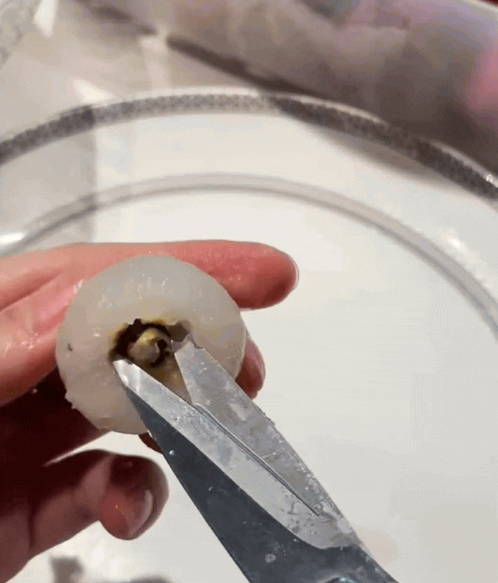Đỗ Hà chăm nấu nướng ra dáng "dâu hào môn" nhưng chỉ dùng bộ đĩa bình dân vài chục ngàn- Ảnh 2. Đỗ Hà chăm nấu nướng ra dáng "dâu hào môn" nhưng chỉ dùng bộ đĩa bình dân vài chục ngàn- Ảnh 2.