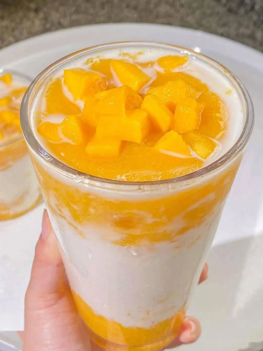 Nắng hè thiêu đốt làm da "cạn kiệt âm khí" nhưng tôi chỉ cần uống 4 loại nước ép chống nắng kiêm nhả nắng này là da căng bóng, không còn xỉn màu!- Ảnh 4. Nắng hè thiêu đốt làm da "cạn kiệt âm khí" nhưng tôi chỉ cần uống 4 loại nước ép chống nắng kiêm nhả nắng này là da căng bóng, không còn xỉn màu!- Ảnh 4.