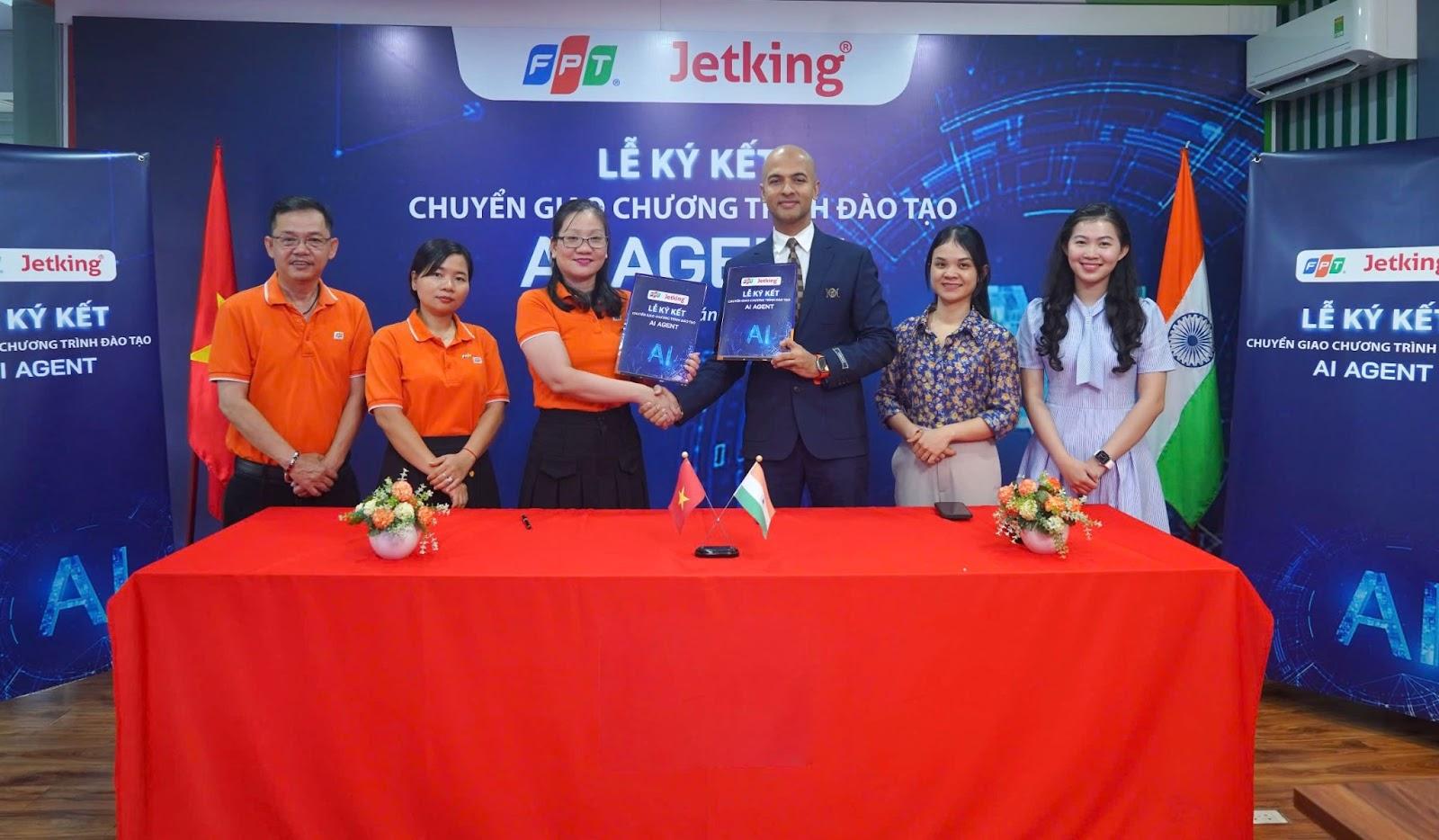 FPT hợp tác với Jetking Ấn Độ: Mở ra kỷ nguyên mới cho đào tạo AI Agent tại Việt Nam- Ảnh 2. FPT hợp tác với Jetking Ấn Độ: Mở ra kỷ nguyên mới cho đào tạo hi88 com tại Việt Nam- Ảnh 2.