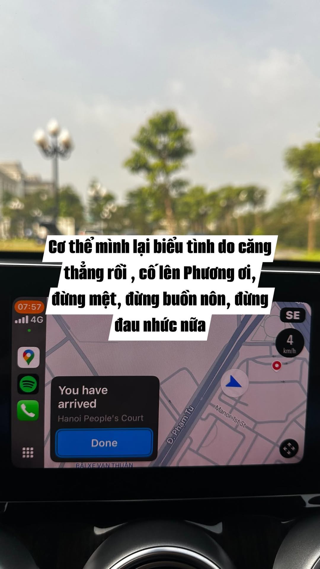 Lan Phương bị “tấn công”- Ảnh 3. mitom bong da truc tiep Phương bị “tấn công”- Ảnh 3.