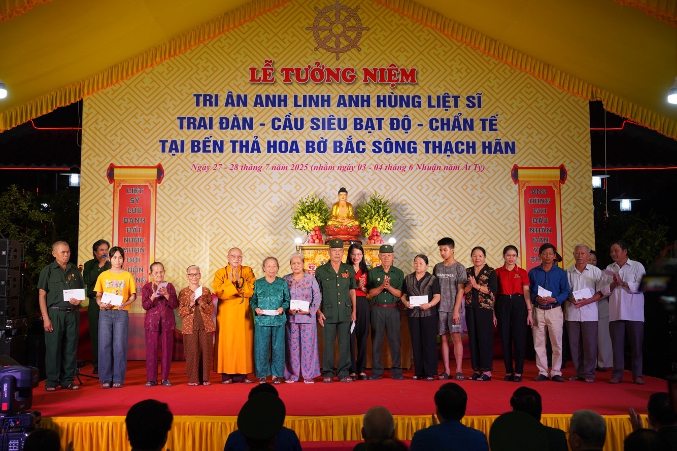 Agribank đồng hành cùng Vu Lan 2025 tri ân người có công tại Quảng Trị- Ảnh 4.