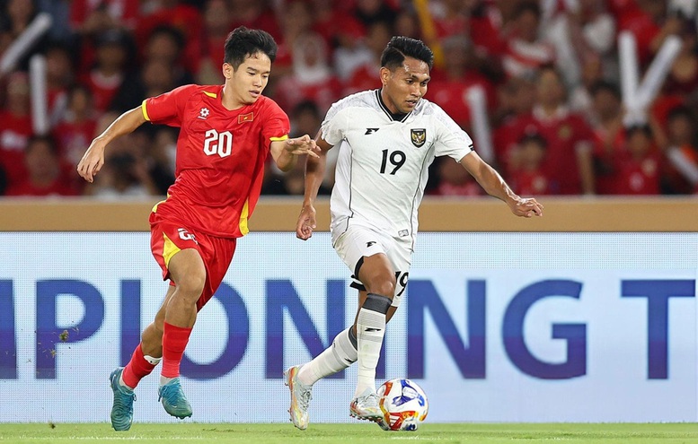 U23 Việt Nam - U23 Indonesia: VIỆT NAM VÔ ĐỊCH U23 ĐÔNG NAM Á- Ảnh 2. U23 Việt Nam - U23 Indonesia: VIỆT NAM VÔ ĐỊCH U23 ĐÔNG NAM Á- Ảnh 2.