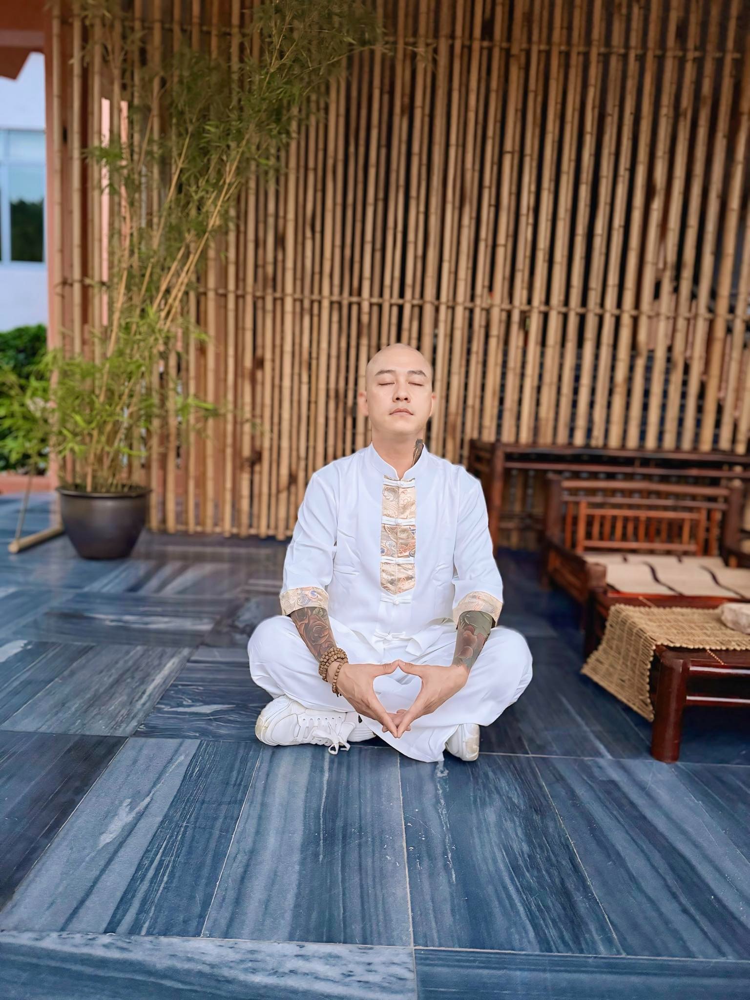 Tuấn Hưng tạm ngừng ca hát, hé lộ tình hình sức khỏe sau ca mổ- Ảnh 4. Tuấn Hưng tạm ngừng link bong da truc tiep hát, hé lộ tình hình sức khỏe sau link bong da truc tiep mổ- Ảnh 4.