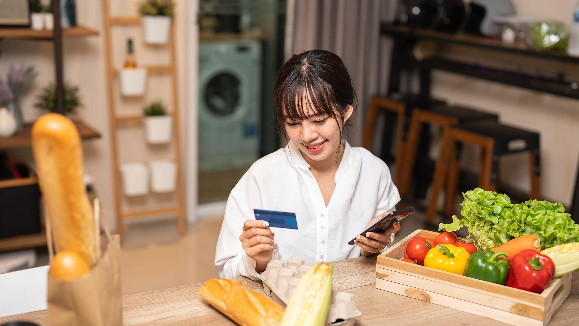 Tiết kiệm thông link bong da truc tiep từ thẻ tín dụng hoàn tiền: Hoàn đến 3,6 triệu/năm- Ảnh 2.