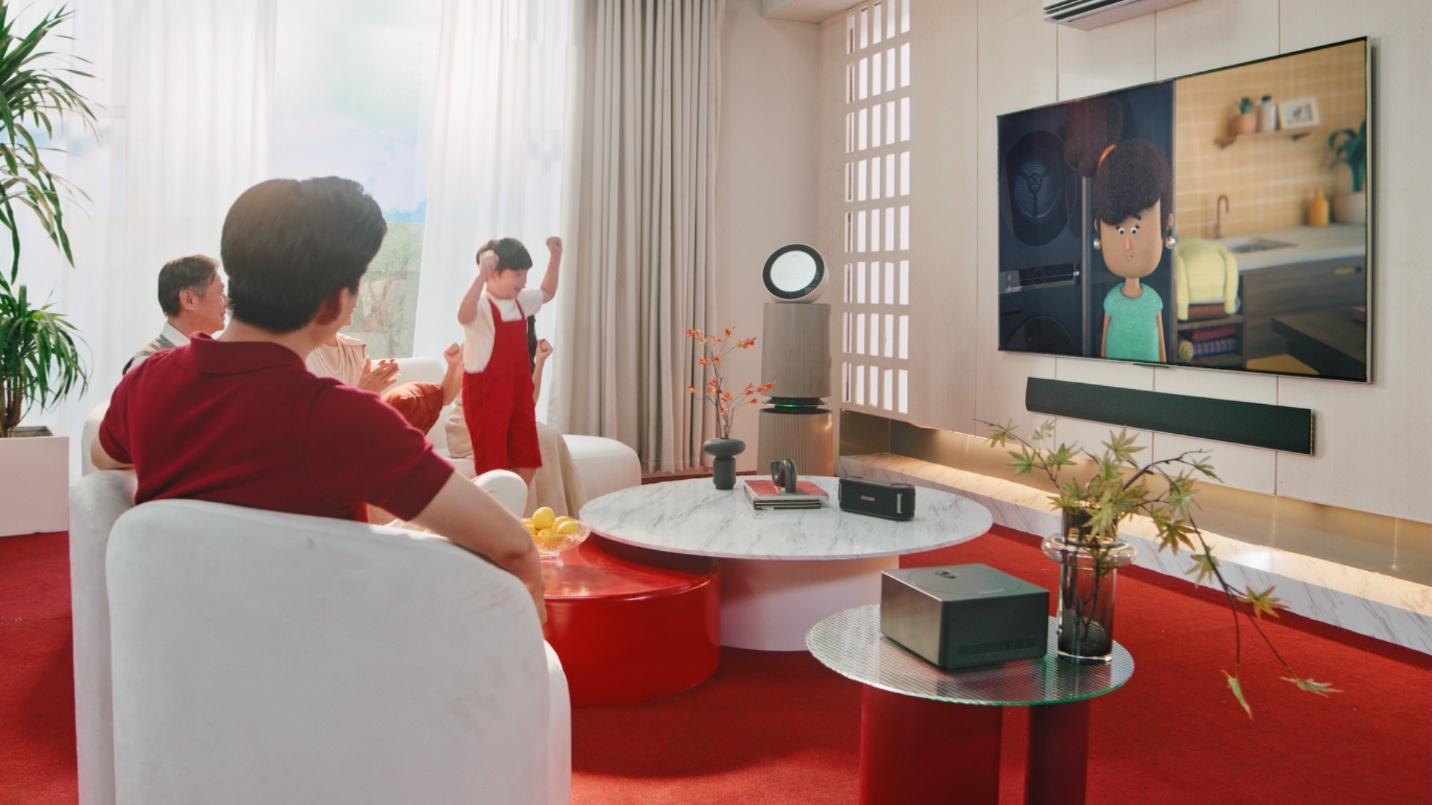Từ chiếc TV đầu tiên đến kỷ nguyên “thấu cảm”: 30 năm LG đồng hành cùng triệu gia đình Việt- Ảnh 3. Từ chiếc TV đầu tiên đến kỷ nguyên “thấu cảm”: 30 năm LG đồng hành cùng triệu gia đình Việt- Ảnh 3.
