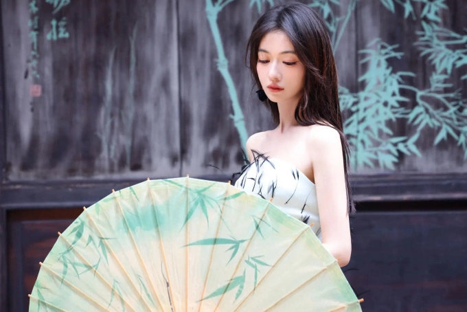 Ngô Cẩn Ngôn vóc dáng mảnh mai, da vẫn trắng mịn nhờ ăn nhiều 1 món rất lợi khi cần giảm cân cấp tốc- Ảnh 1. Ngô Cẩn Ngôn vóc dáng mảnh mai, da vẫn trắng mịn nhờ ăn nhiều 1 món rất lợi khi cần giảm cân cấp tốc- Ảnh 1.