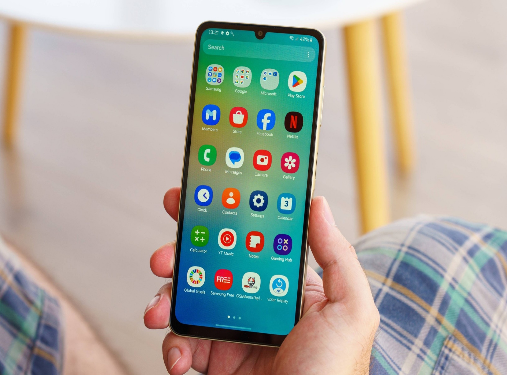 Một mẫu điện thoại Samsung giảm sâu trong tháng 7, thiết kế đẹp như iPhone, giá chỉ hơn 2 triệu- Ảnh 2. Một mẫu điện thoại Samsung giảm sâu trong tháng 7, thiết kế đẹp như iPhone, giá chỉ hơn 2 triệu- Ảnh 2.