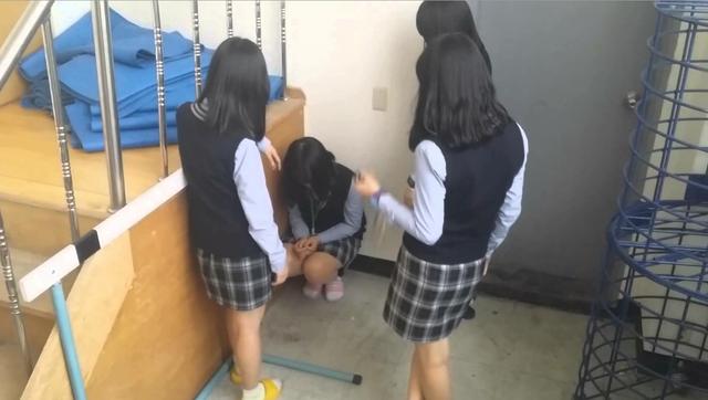 Cho con g&aacute;i 14 tuổi tham gia trại h&egrave;, th&aacute;ng sau cha mẹ b&agrave;ng ho&agrave;ng nhận tin: "Con đang hấp hối" - Bức thư cầu cứu vạch trần sự thật- Ảnh 1.