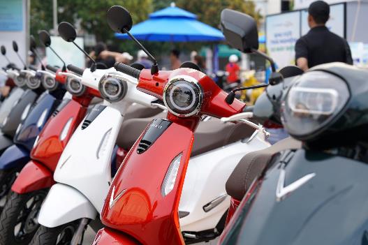 Vì sao VinFast Evo Lite Neo là mẫu xe “vẹn cả ba đường” cho học sinh?- Ảnh 1. Vì sao VinFast Evo Lite Neo là mẫu xe “vẹn cả ba đường” cho học sinh?- Ảnh 1.