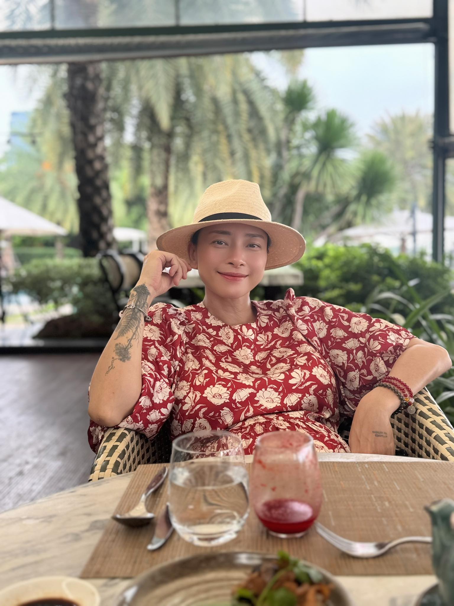 Ngô Thanh Vân chống già ngoạn mục từ những bữa ăn giàu collagen, sắc vóc mộc mạc ngay khi rời phòng sinh đủ chứng minh tất cả- Ảnh 2.