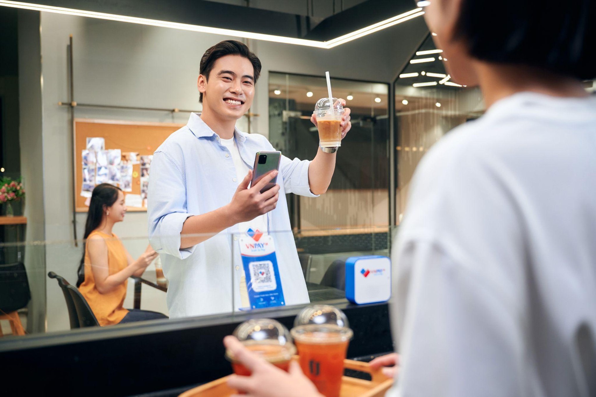 Lương chưa về vẫn mua sắm thoải mái, Gen Z đang chi tiêu linh hoạt và thông minh với cách thanh toán này!- Ảnh 2.