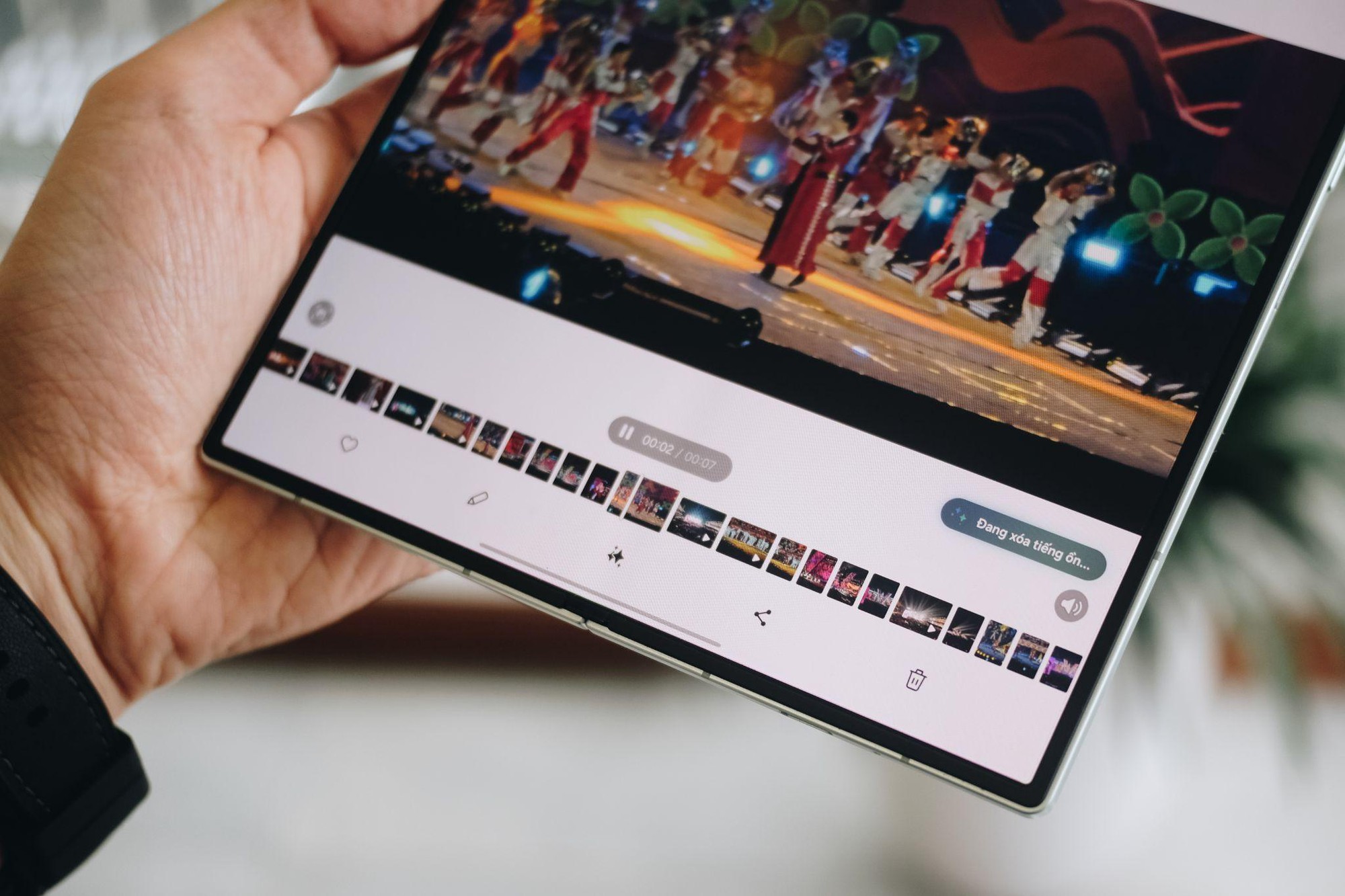 Galaxy Z Fold7 ghi dấu khoảnh khắc tự hào dân tộc tại đêm “concert Quốc gia”- Ảnh 7.