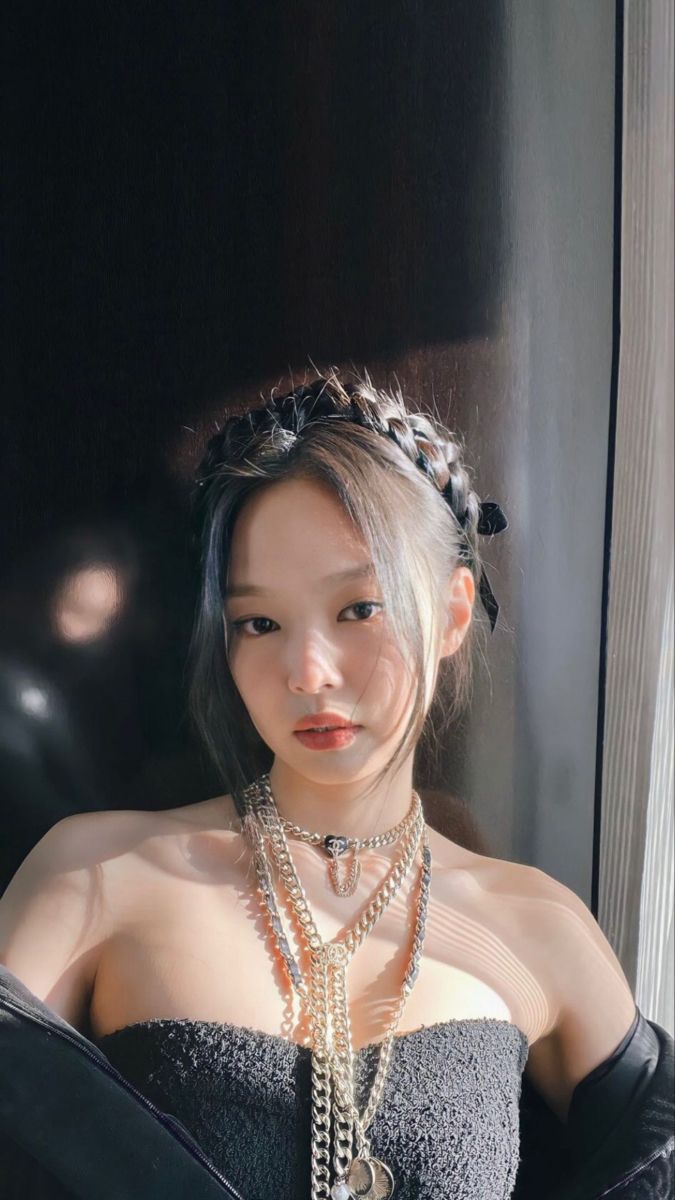 CĐM chạy theo mốt bờ vai Jennie vì vừa khỏe khoắn vừa sexy, đẹp cỡ này bảo sao cả nam lẫn nữ đều chết mê chết mệt- Ảnh 8. CĐM chạy theo mốt bờ vai Jennie vì vừa khỏe khoắn vừa sexy, đẹp cỡ này bảo sao cả nam lẫn nữ đều chết mê chết mệt- Ảnh 8.