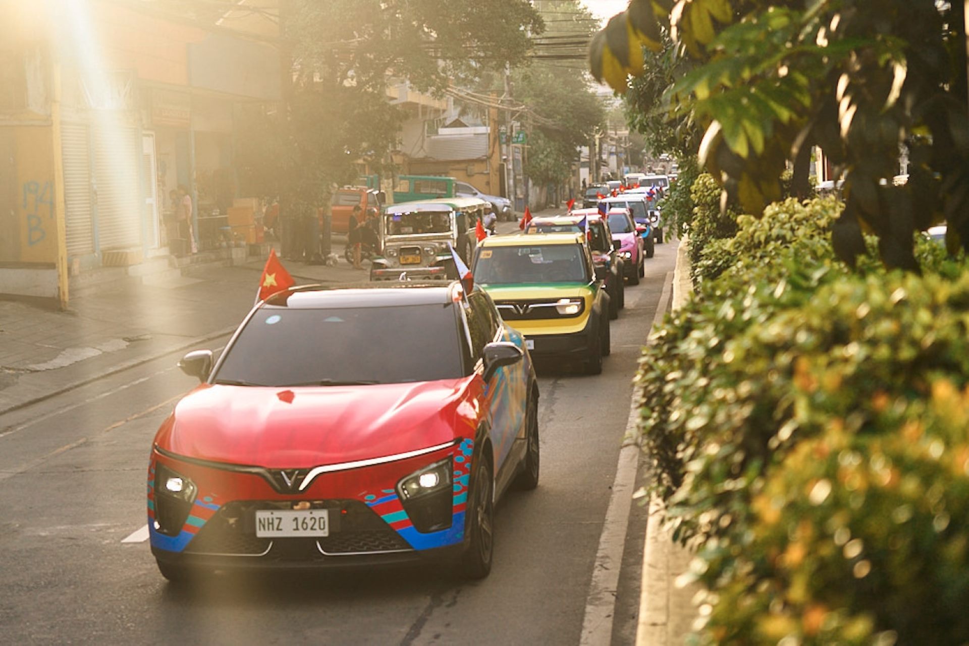 Dàn xe điện VinFast cực chất khuấy động đường phố Philippines- Ảnh 1. Dàn xe điện VinFast cực chất khuấy động đường phố Philippines- Ảnh 1.