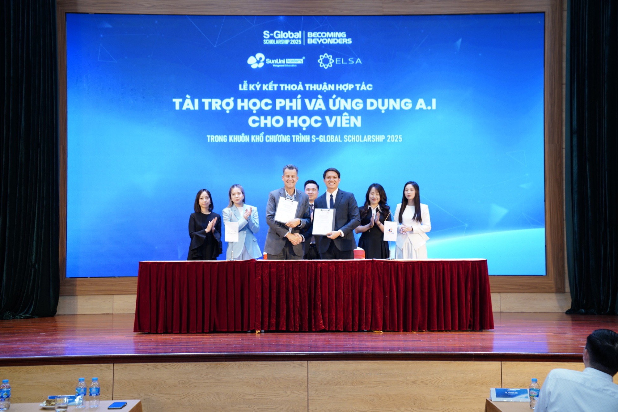 Xuất sắc đạt 7.0 IELTS nhờ cha mẹ định hướng sớm- Ảnh 3.