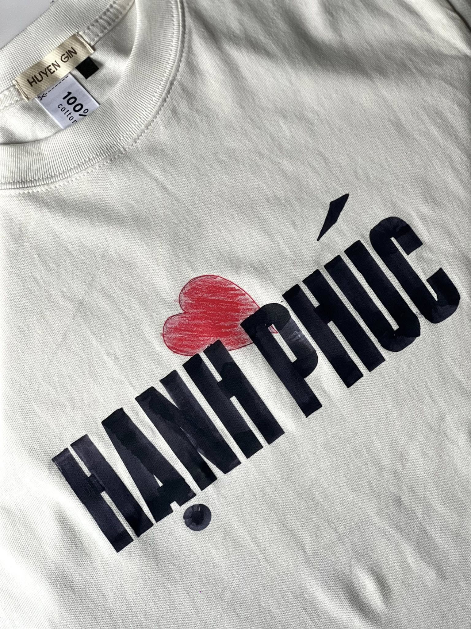 Chiếc áo phông được viết từ hồi ức của người lính Cụ Hồ: Tình yêu nước của thế hệ trẻ được lan tỏa từ những điều giản dị- Ảnh 7.