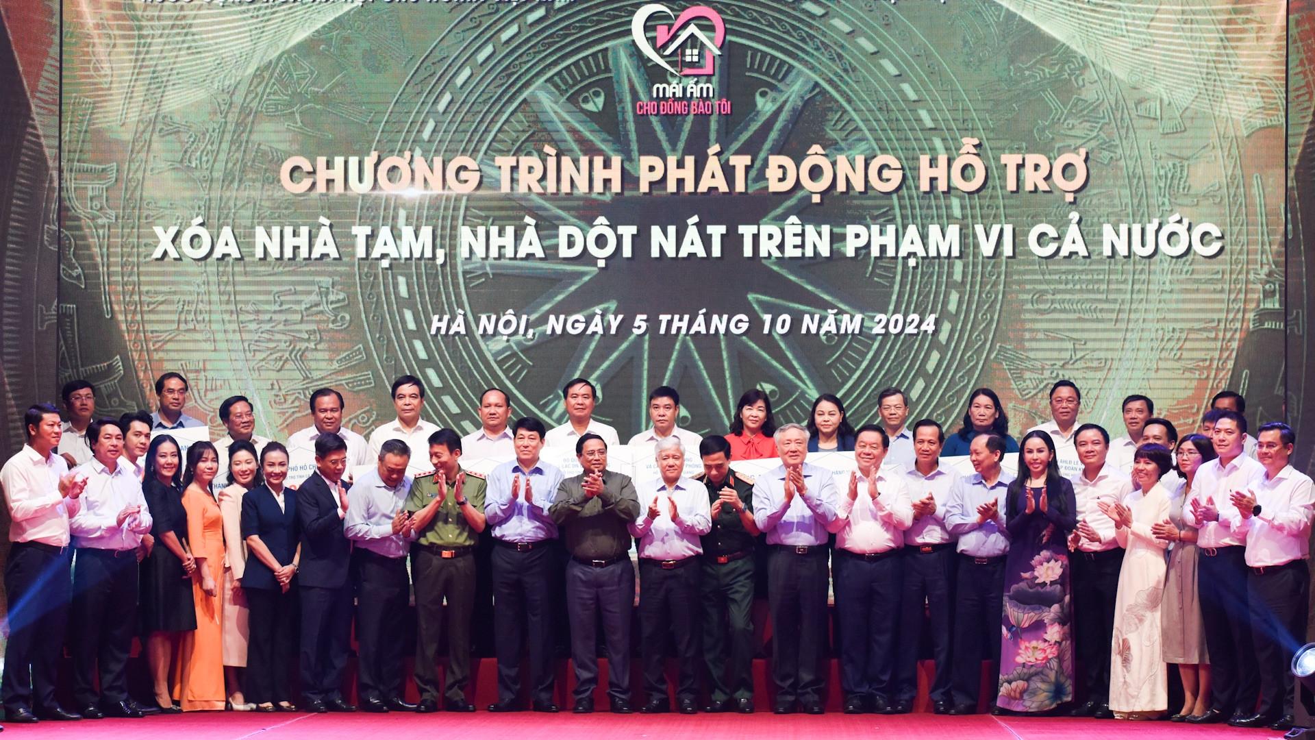Agribank và hành trình cùng cả nước hoàn thành mục tiêu chương trình xóa nhà tạm, nhà dột nát- Ảnh 5. Agribank và hành trình cùng cả nước hoàn thành mục tiêu chương trình xóa nhà tạm, nhà dột nát- Ảnh 5.