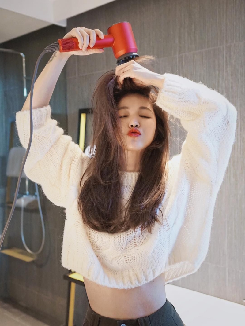 50 tuổi, người phụ này khiến nhiều người trầm trồ với 8 bí kíp giữ dáng và dưỡng da- Ảnh 7. 50 tuổi, người phụ này k+ truc tiep bong daến nhiều người trầm trồ với 8 bí kíp giữ dáng và dưỡng da- Ảnh 7.