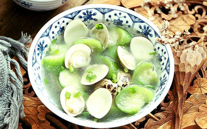 Dùng dầu ăn và muối để ngâm ngao là sai lầm: Một ngư dân chỉ mẹo giúp ngao nhả cát ra nhanh chóng và sạch sẽ- Ảnh 9.