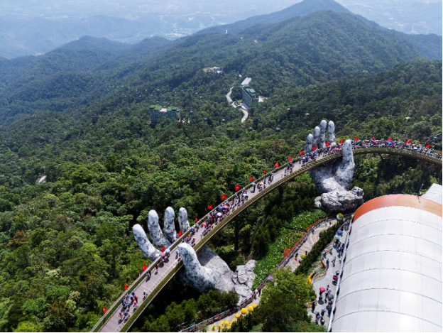 Đà Nẵng: Vô vàn trải nghiệm thú vị dịp Quốc khánh 2/9 tại Ba Na Hills- Ảnh 2. Đà Nẵng: Vô vàn trải nghiệm thú vị dịp Quốc khánh 2/9 tại Ba Na Hills- Ảnh 2.