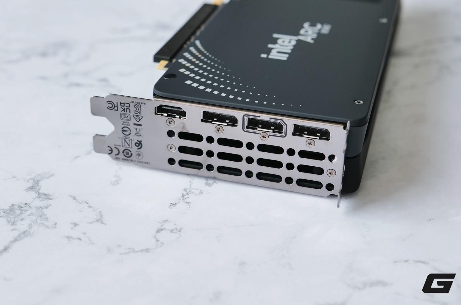 Intel Arc B580: Chìa khóa bất ngờ của Intel mở cánh cửa chơi game chất lượng cao trong tầm giá hợp lý- Ảnh 7. Intel Arc B580: Chìa khóa bất ngờ của Intel mở cánh cửa chơi game chất lượng cao trong tầm giá hợp lý- Ảnh 7.