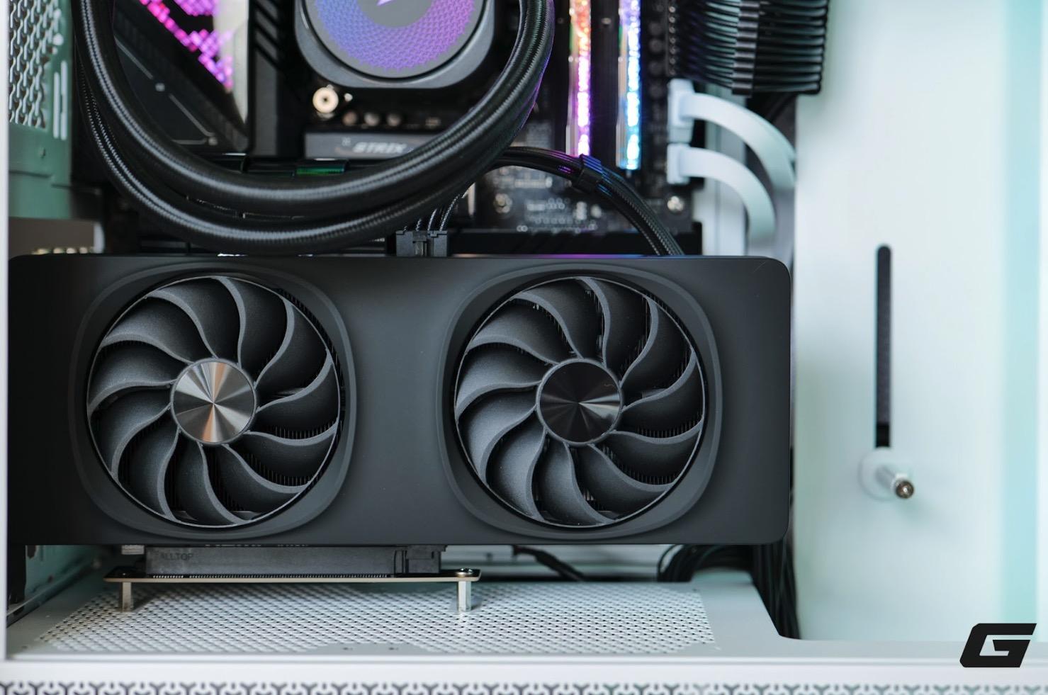 Intel Arc B580: Chìa khóa bất ngờ của Intel mở cánh cửa chơi game chất lượng cao trong tầm giá hợp lý- Ảnh 28. Intel Arc B580: Chìa khóa bất ngờ của Intel mở cánh cửa chơi game chất lượng cao trong tầm giá hợp lý- Ảnh 28.
