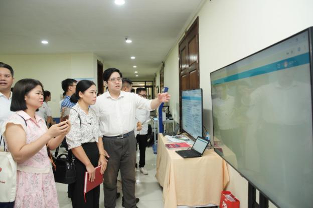 FSI cùng các chuyên gia “gỡ rối” bài toán quản trị dữ liệu trong quản lý công- Ảnh 3. FSI cùng các chuyên gia “gỡ rối” bài toán quản trị dữ liệu trong quản lý công- Ảnh 3.