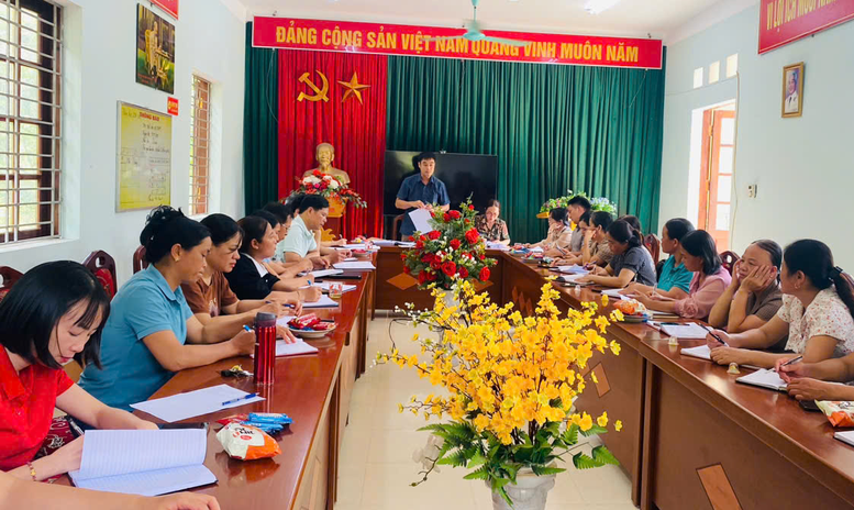 Gieo chữ nơi biên viễn: Tấm lòng người thầy, người cô- Ảnh 2.