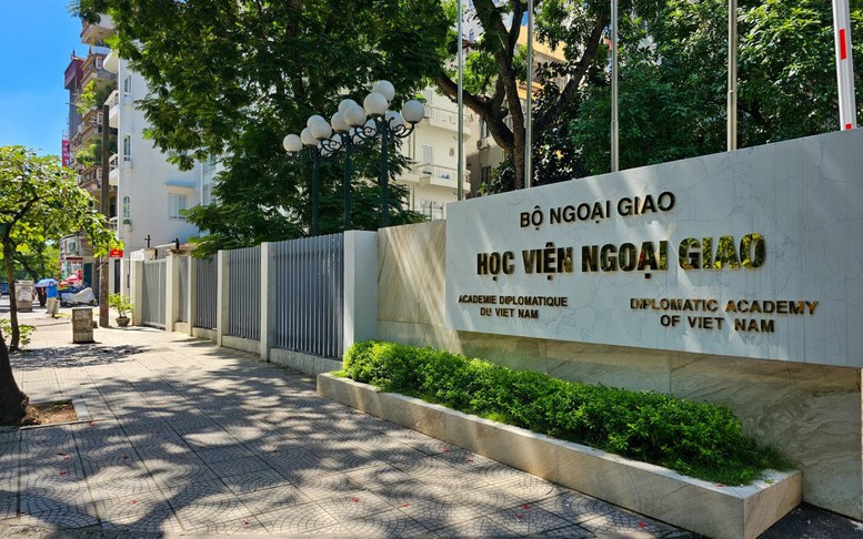Công bố điểm chuẩn các trường đại học 2025: CẬP NHẬT điểm chuẩn từ chiều 22/8- Ảnh 7. Công bố điểm chuẩn các trường đại học 2025: CẬP NHẬT điểm chuẩn từ chiều 22/8- Ảnh 7.