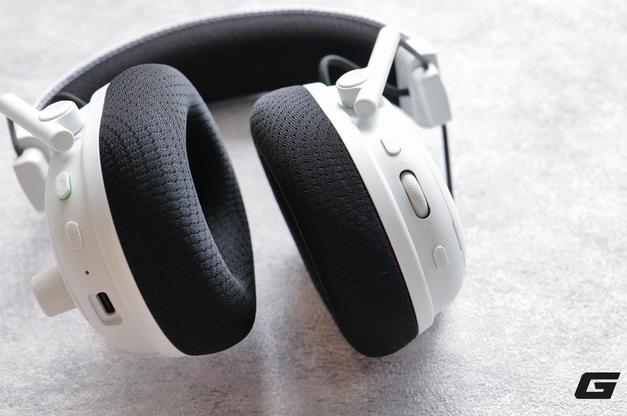Đập hộp bộ đôi tai nghe gaming mới dành cho fan “rắn 3 đầu” Razer BlackShark V3 và V3 Pro: Thiết kế cá tính, đeo êm và thoáng, driver TriForce mạnh mẽ, có cả ANC- Ảnh 28.