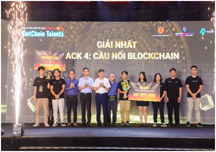 Đội AnyAxis Labs x Decentrio Labs với dự án ZK-Portal đã giành chiến thắng Chủ đề 4: Cầu nối Blockchain. Đội AnyAxis Labs x Decentrio Labs với dự án ZK-Portal đã giành chiến thắng Chủ đề 4: Cầu nối Blockchain.