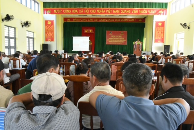 Vùng Cảnh sát biển 2 đồng hành với ngư dân và đồng bào dân tộc, tôn giáo tỉnh Quảng Ngãi- Ảnh 3. Vùng Cảnh sát biển 2 đồng hành với ngư dân và đồng bào dân tộc, tôn giáo tỉnh Quảng Ngãi- Ảnh 3.