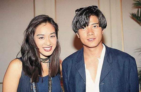 Mỹ nữ gốc Việt đẹp nhất châu Á từng có 2 đời chồng: Chi đậm làm 3 đám cưới rước "hồng hài nhi" kém 12 tuổi về dinh- Ảnh 5. Mỹ nữ gốc Việt đẹp nhất châu Á từng có 2 đời chồng: Chi đậm làm 3 đám cưới rước "hồng hài nhi" kém 12 tuổi về dinh- Ảnh 5.