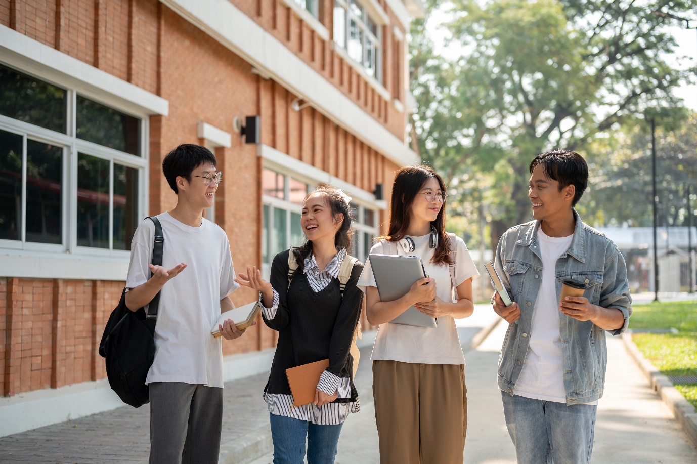 Tích lũy giáo dục cho con: Giải pháp nào là tối ưu?- Ảnh 1. Tích lũy giáo dục cho con: Giải pháp nào là tối ưu?- Ảnh 1.