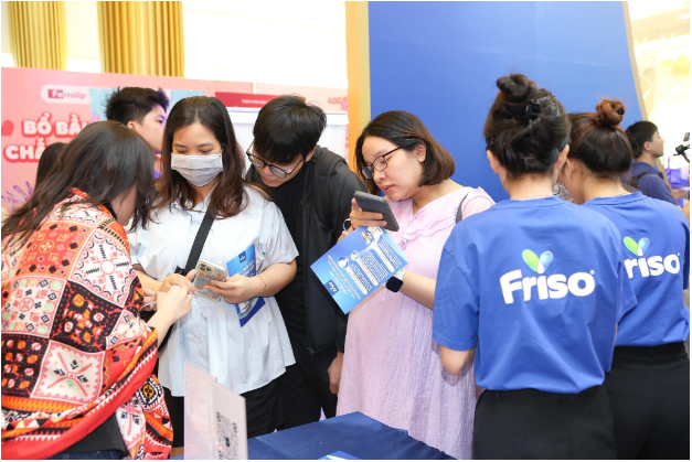 Hội thảo tiền sản AVAKids kết hợp Friso: mở ra hành trình thai kỳ hạnh phúc cho hàng trăm mẹ bầu- Ảnh 2. Hội thảo tiền sản AVAKids kết hợp Friso: mở ra hành trình thai kỳ hạnh phúc cho hàng trăm mẹ bầu- Ảnh 2.