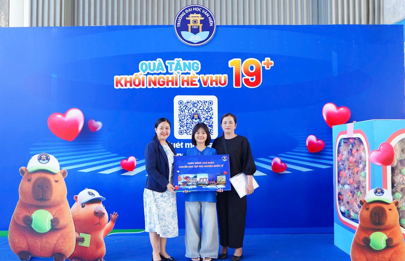 Trường đại học tặng xe máy điện và học bổng đến 100% học phí toàn khóa cho Thủ khoa/ Á khoa và Tân bong da ket qua truc tiep viên từ 27,5 điểm- Ảnh 4.