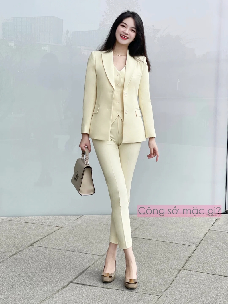 Đã thử nhiều phong cách, tôi thấy blazer + quần lửng mới là outfit hack dáng chuẩn nhất- Ảnh 2. Đã thử nhiều phong cách, tôi thấy blazer + quần lửng mới là outfit hack dáng chuẩn nhất- Ảnh 2.