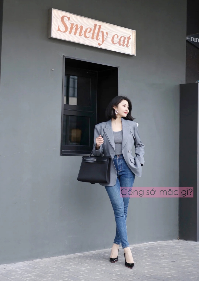 Đã thử nhiều phong cách, tôi thấy blazer + quần lửng mới là outfit hack dáng chuẩn nhất- Ảnh 4. Đã thử nhiều phong cách, tôi thấy blazer + quần lửng mới là outfit hack dáng chuẩn nhất- Ảnh 4.