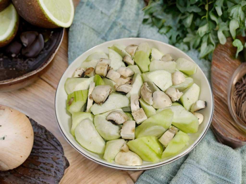 Mẹ tôi sáng tạo ra món hấp tươi mát và độc đáo này, làm trong nháy mắt mà hương vị hoàn hảo khiến cả nhà mê tít- Ảnh 5. Mẹ tôi sáng tạo ra món hấp tươi mát và độc đáo này, làm trong nháy mắt mà hương vị hoàn hảo khiến cả nhà mê tít- Ảnh 5.