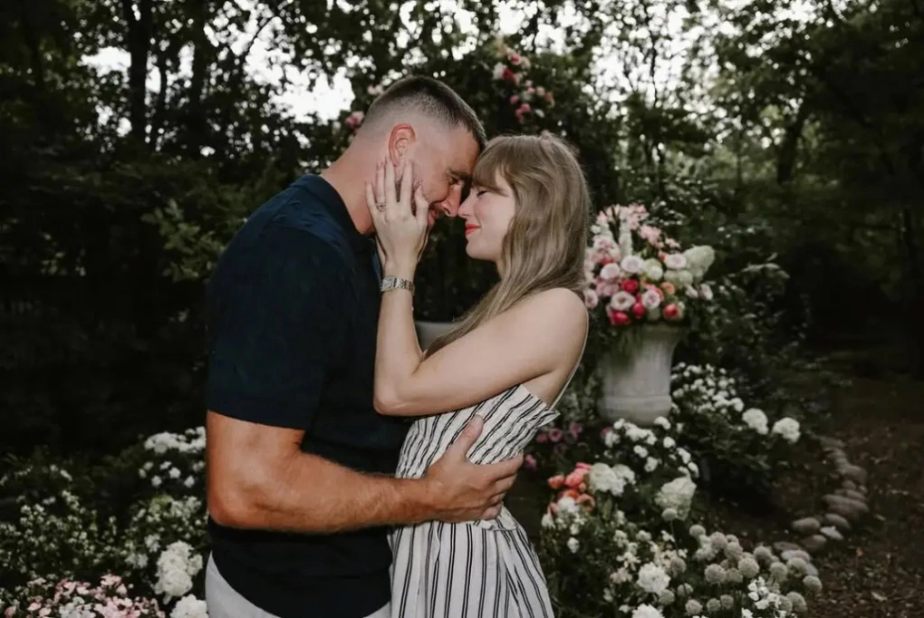 Taylor Swift coi món này là kẻ thù trên bàn ăn, tránh như tránh tà để da lẫn dáng săn chắc đáng ngưỡng mộ- Ảnh 1. Taylor Swift coi món này là kẻ thù trên bàn ăn, tránh như tránh tà để da lẫn dáng săn chắc đáng ngưỡng mộ- Ảnh 1.