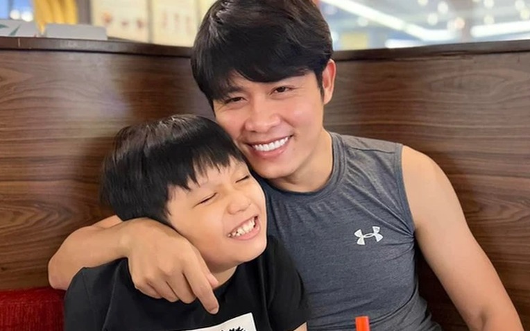 Nhạc sĩ Nguyễn Văn Chung nói về tương lai của các con: "Con làm ra nhiều tiền thì tốt, không làm ra tiền thì mình cho"- Ảnh 3. Nhạc sĩ Nguyễn Văn Chung nói về tương lai của các con: "Con làm ra nhiều tiền thì tốt, không làm ra tiền thì mình cho"- Ảnh 3.