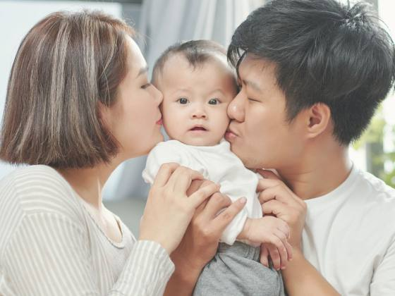 “Đồng đội số 1” của mẹ GenZ khi chọn sữa cho con, không chỉ đứng ngoài mà còn ủng hộ hết mình- Ảnh 1. “Đồng đội số 1” của mẹ GenZ khi chọn sữa cho con, không chỉ đứng ngoài mà còn ủng hộ hết mình- Ảnh 1.