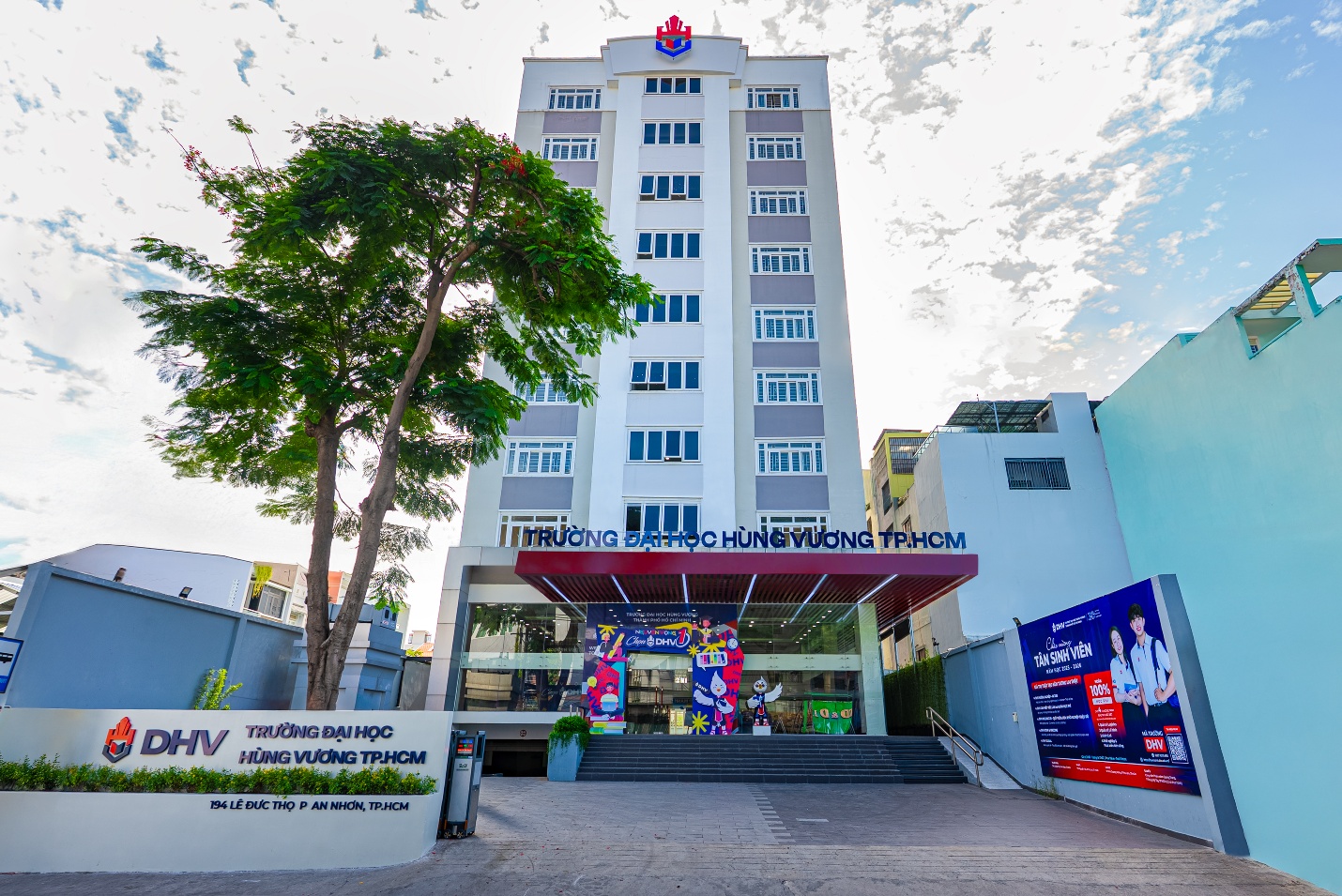 Trường Đại học Hùng Vương TP.HCM mở xét tuyển bổ sung: Cơ hội cuối cho 2K7 chạm tới giảng đường mơ ước- Ảnh 5. Trường Đại học Hùng Vương TP.HCM mở xét tuyển bổ sung: Cơ hội cuối cho 2K7 chạm tới giảng đường mơ ước- Ảnh 5.