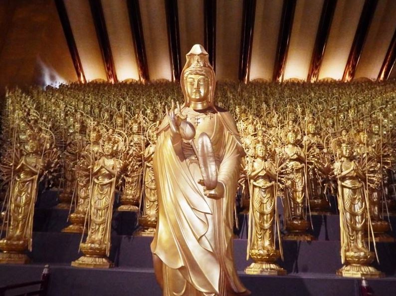 Bên trong khách sạn bị bỏ hoang ma quái nhất Nhật Bản- Ảnh 2. Bên trong khách sạn bị bỏ hoang ma quái nhất Nhật Bản- Ảnh 2.