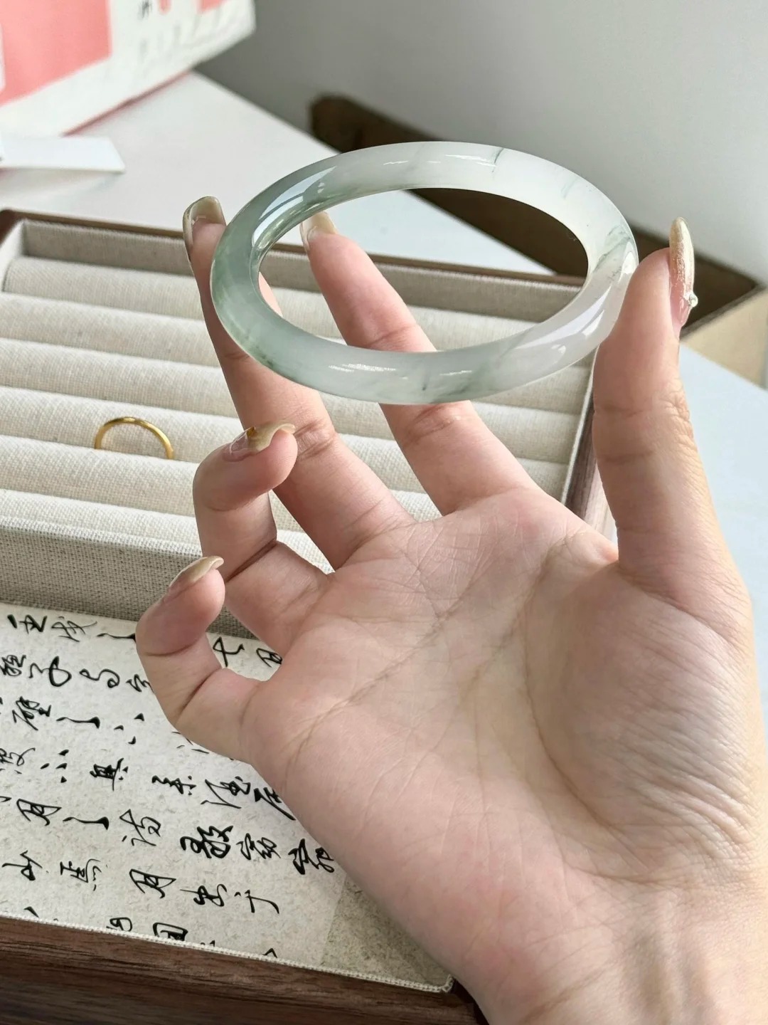 Vì sao các phú bà lich tuong thuat truc tiep bong da hom nay Quốc ưa đeo ngọc phỉ thúy?- Ảnh 4.