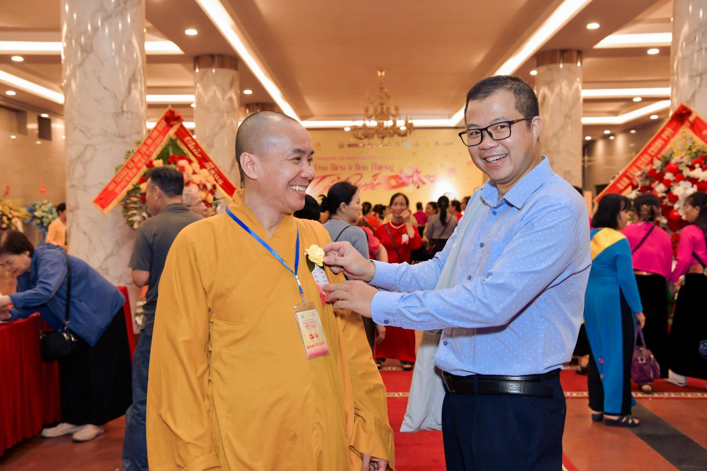 Vu Lan 2025: Đạo hiếu & Dân tộc – Hồn thiêng Tổ quốc- Ảnh 3. Vu Lan 2025: Đạo hiếu & Dân tộc – Hồn thiêng Tổ quốc- Ảnh 3.