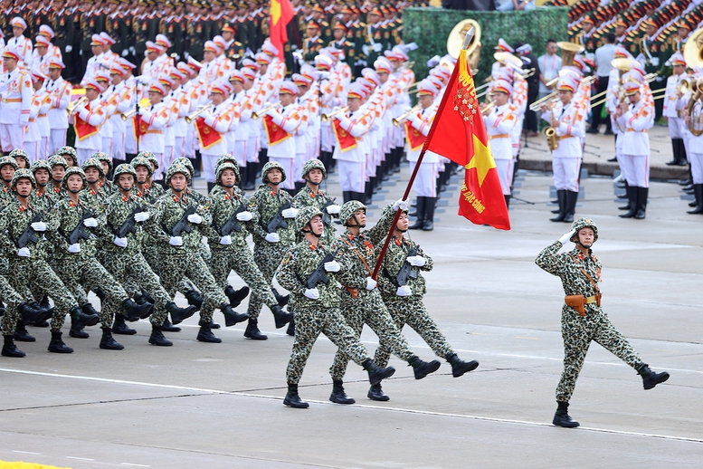 TỔNG THUẬT: Lễ Tổng duyệt chương trình diễu binh, diễu hành kỷ niệm 80 năm Quốc khánh 2/9- Ảnh 18. TỔNG THUẬT: Lễ Tổng duyệt chương trình diễu binh, diễu hành kỷ niệm 80 năm Quốc khánh 2/9- Ảnh 18.